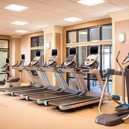 Four Points By Sheraton Norwood Conference Center Bagian luar foto