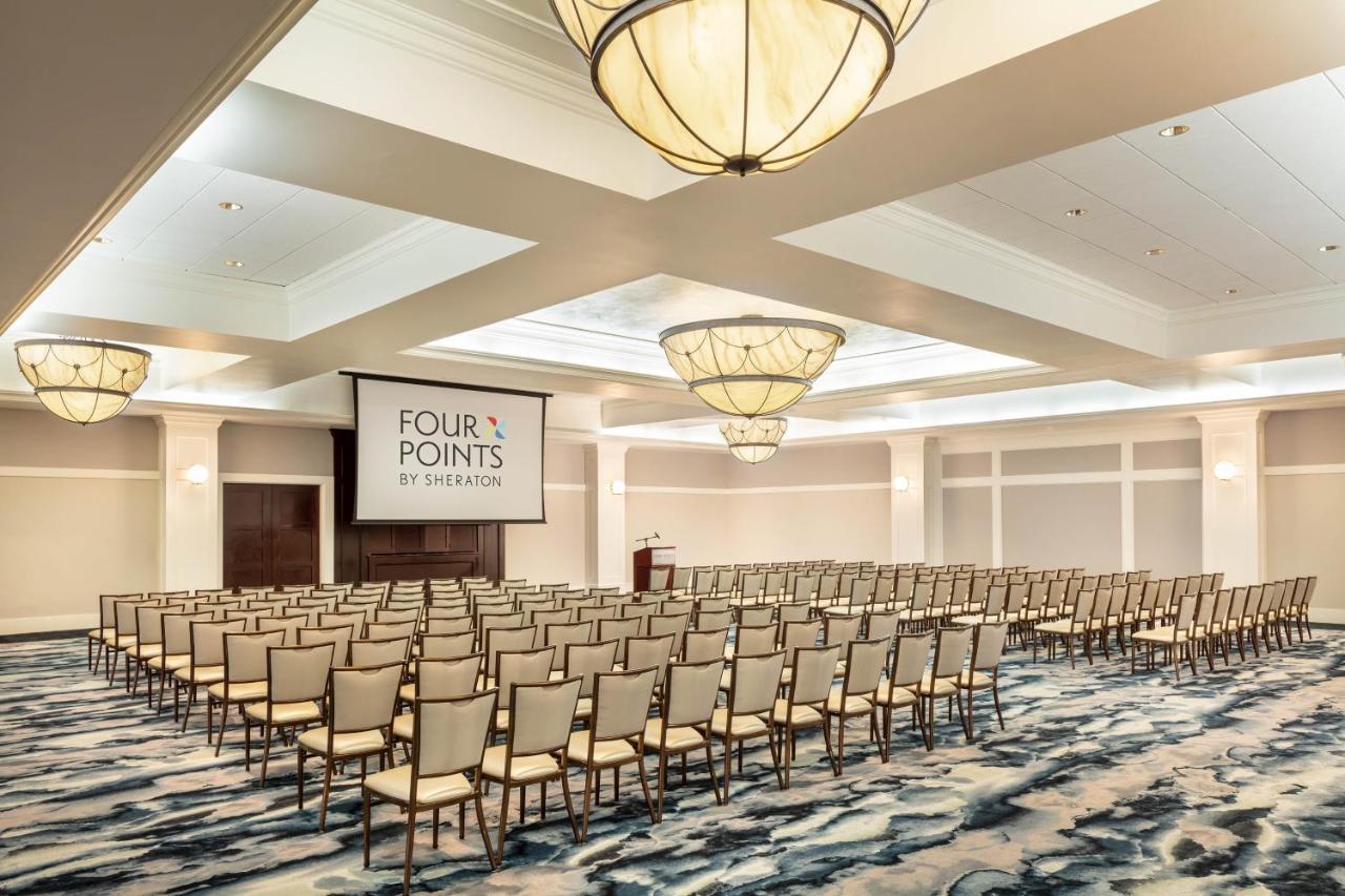 Four Points By Sheraton Norwood Conference Center Bagian luar foto