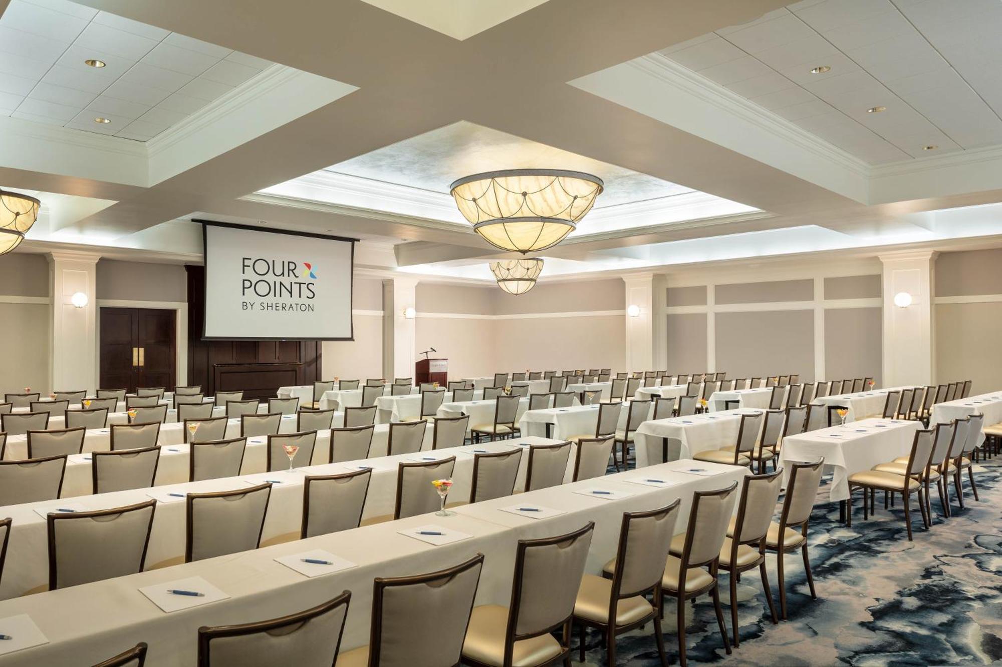 Four Points By Sheraton Norwood Conference Center Bagian luar foto